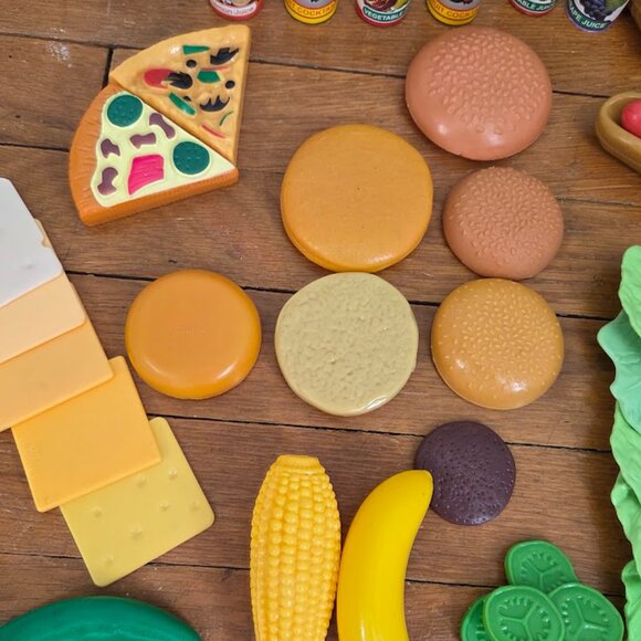 Vintage Lot of Play Food Desserts, Canned Goods, Veggies, and Pans - Picture 6 of 13